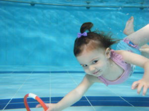 Toddler swimming lessons